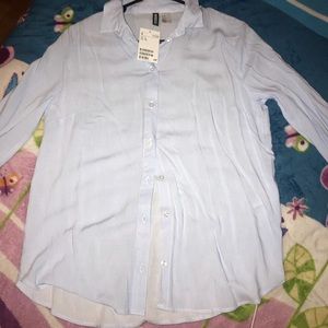 Women’s long sleeve business casual shirt .